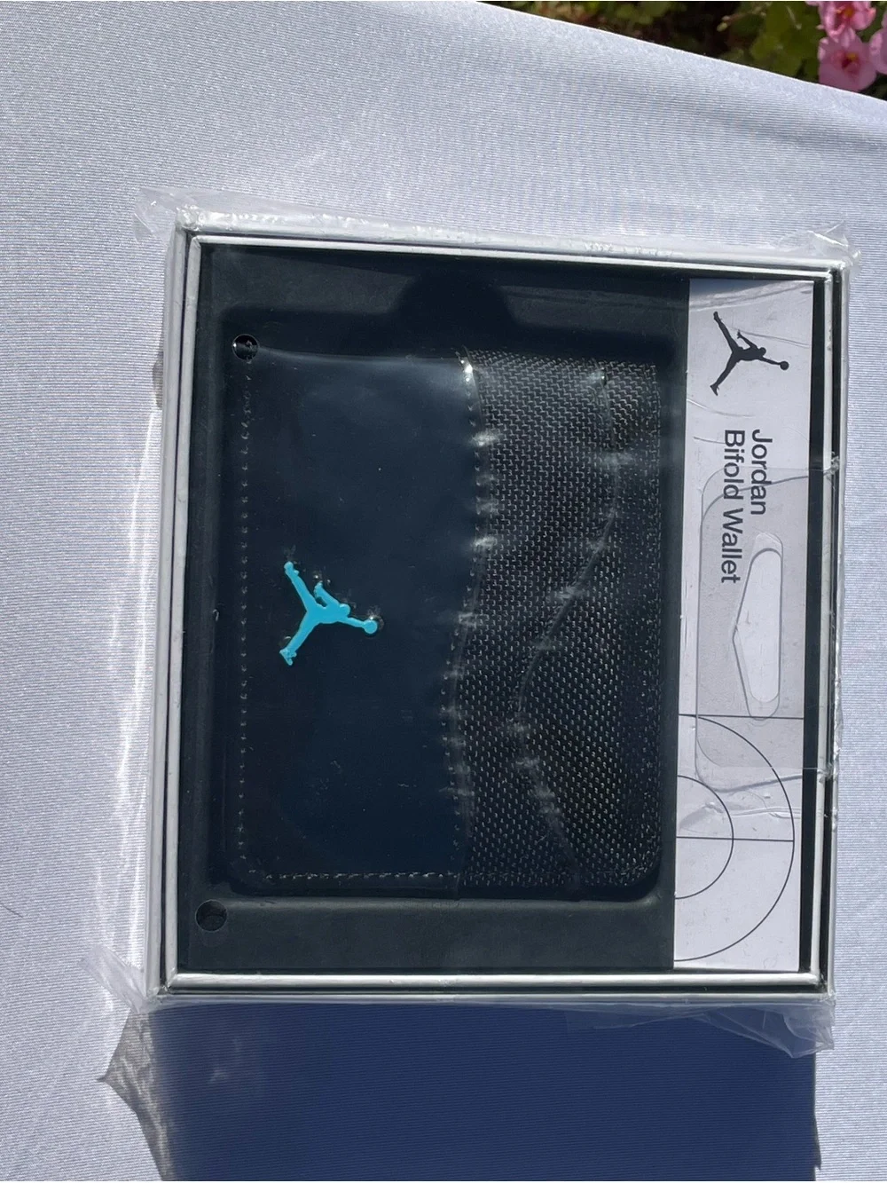 NIB Air Jordan Retro XI 11 Gamma Blue Bifold Wallet black Mens🔥🔥